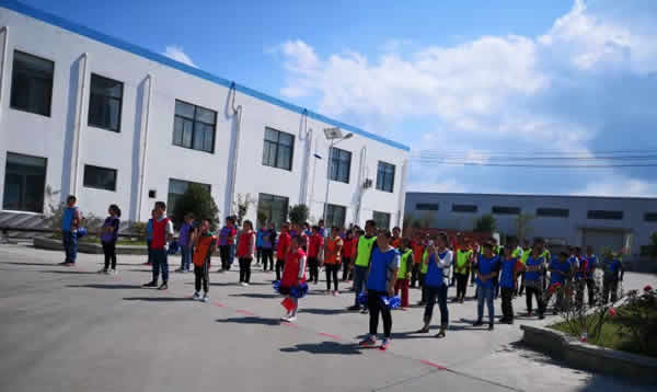新闻=江苏绿地成功举办“增活力、促和谐”主题运动会和召开绩效考核总结大会02.jpg
